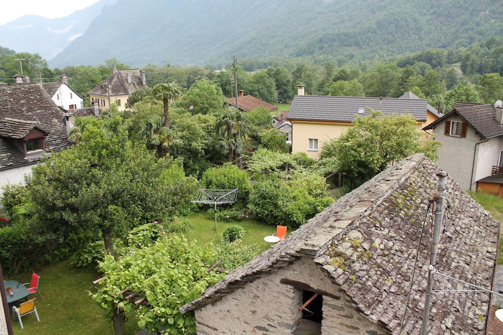 Hotel Garni Maggia Giumaglio Exterior foto